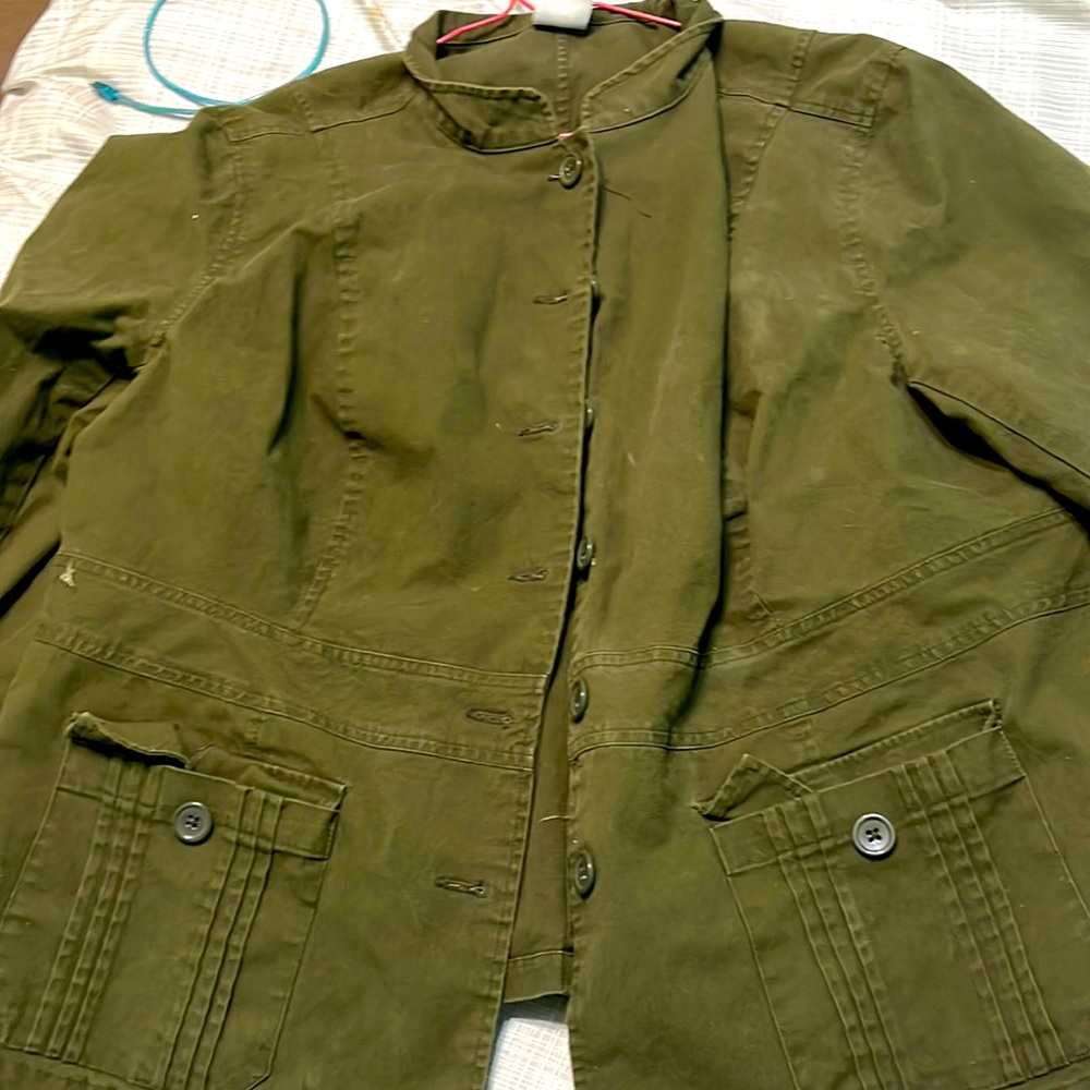 Selling a women’s lightweight military theme jacket